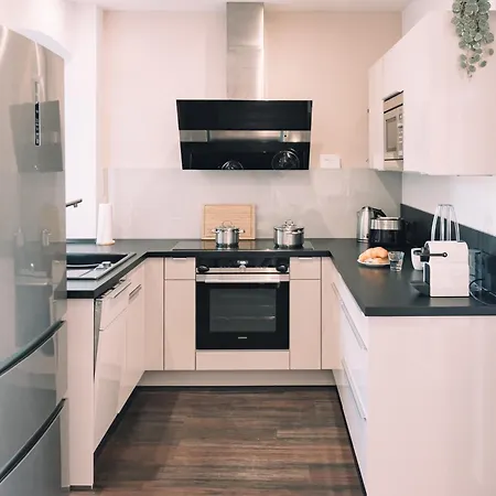 Apartamento Cozy Citylight 15 Modern , Stylish , Altstadtnaehe *